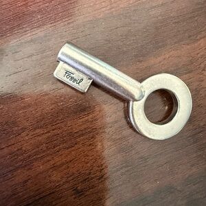 🔑 Fossil decorative key charm 🔑